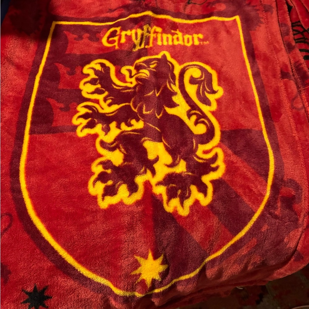 Harry Potter Gryffindor Throw Blanket- Vera Bradley